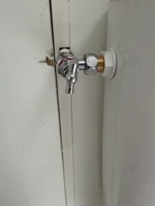 remplacement-robinet-wc-rambouillet